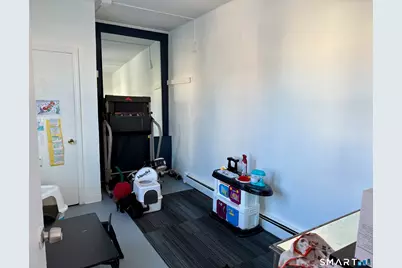 20 Wardwell Street, Stamford, CT 06902 - Photo 18