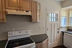 40 Maple Grove Ave, Norwich, CT 06360 - Photo 6