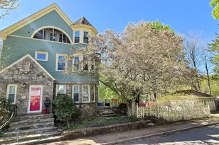 40 Maple Grove Ave, Norwich, CT 06360 - Photo 2