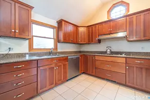 183 Aston Ln, Middletown, CT 06457 - Photo 6