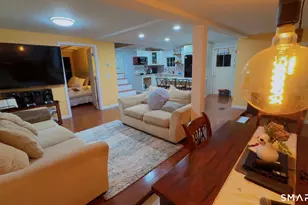 54 Mountain Rd, Woodbury, CT 06798 - Photo 2