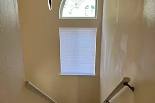 925 Oronoke Rd, Waterbury, CT 06708 - Photo 10