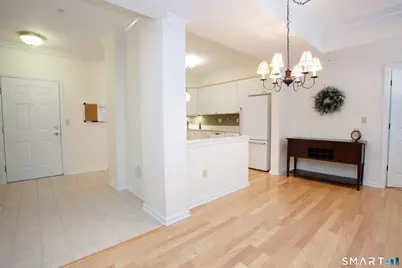 15 Cassandra Boulevard #APT 204, West Hartford, CT 06107 - Photo 12