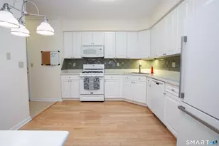 15 Cassandra Blvd, West Hartford, CT 06107 - Photo 10