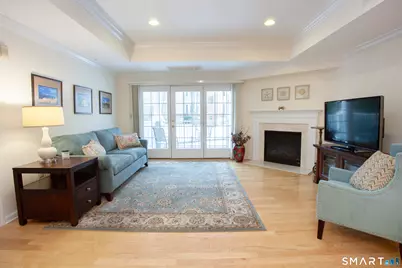 15 Cassandra Boulevard #APT 204, West Hartford, CT 06107 - Photo 4