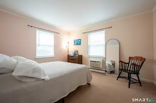 24 Home Ct, Stamford, CT 06902 - Photo 10