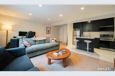 24 Home Court #4, Stamford, CT 06902 - Photo 4