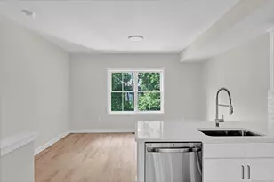 70 Whiting St, Plainville, CT 06062 - Photo 6