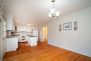 19 Hampton Park, Branford, CT 06405 - Photo 8