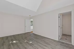 58 Edgewood Ave, New Haven, CT 06518 - Photo 16