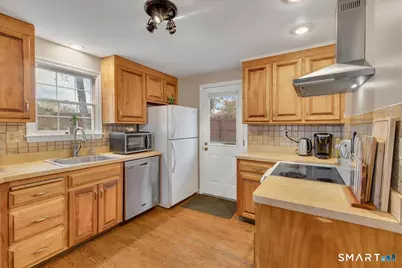 102 Wetherell Street #APT 16, Manchester, CT 06040 - Photo 8