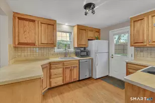 102 Wetherell St, Manchester, CT 06040 - Photo 10