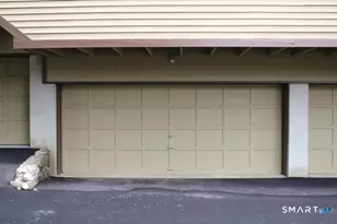 8 Oakwood Ave, Norwalk, CT 06850 - Photo 14