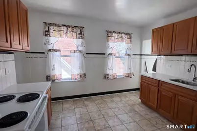 805 Capitol Avenue #809, Bridgeport, CT 06606 - Photo 2