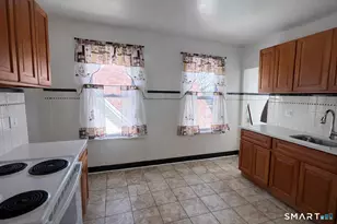 805 Capitol Ave, Bridgeport, CT 06606 - Photo 2