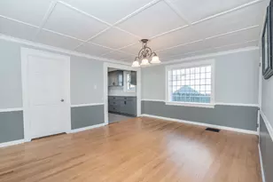 11 Eleanor Pl, Newington, CT 06111 - Photo 10