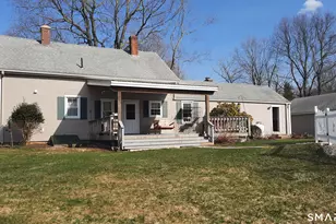 204 Paine Rd, Pomfret, CT 06259 - Photo 1