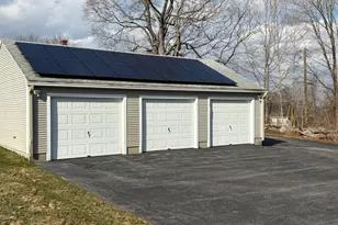 204 Paine Rd, Pomfret, CT 06259 - Photo 2