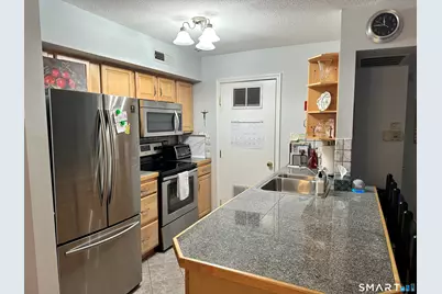 133 Meadow Street #133, Milford, CT 06461 - Photo 4