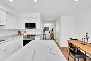 33 Main St, Meriden, CT 06451 - Photo 12