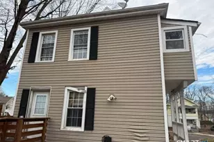 66 S 3rd St, Meriden, CT 06451 - Photo 2