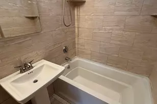 552 Franklin Ave, Hartford, CT 06114 - Photo 8