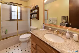 68 Colchester Ave, East Hampton, CT 06424 - Photo 16