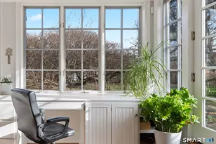 135 Comstock Hill Rd, New Canaan, CT 06840 - Photo 16