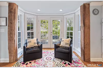 135 Comstock Hill Road, New Canaan, CT 06840 - Photo 8