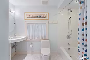 135 Comstock Hill Rd, New Canaan, CT 06840 - Photo 24