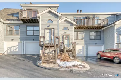 402 Lake Vista Drive #402, East Hampton, CT 06424 - Photo 1