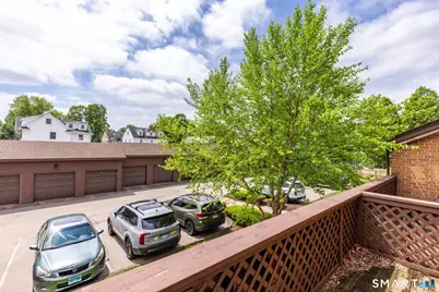 25 Stanley Street #B6, West Hartford, CT 06107 - Photo 4