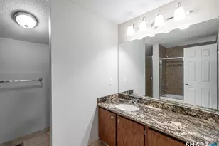 25 Stanley St, West Hartford, CT 06107 - Photo 14