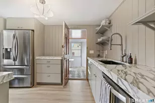 671 Fairview Ave, Bridgeport, CT 06606 - Photo 12