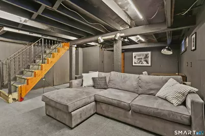 671 Fairview Avenue, Bridgeport, CT 06606 - Photo 22