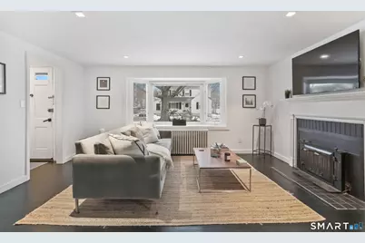 671 Fairview Avenue, Bridgeport, CT 06606 - Photo 2