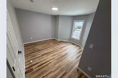 228 Holly Street, Bridgeport, CT 06607 - Photo 14