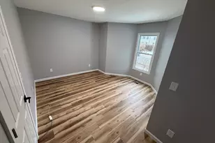 228 Holly St, Bridgeport, CT 06607 - Photo 14