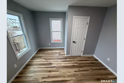 228 Holly Street, Bridgeport, CT 06607 - Photo 8