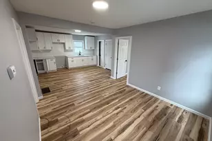 228 Holly St, Bridgeport, CT 06607 - Photo 18