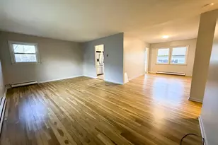 105 Burwood Ave, Stamford, CT 06902 - Photo 4
