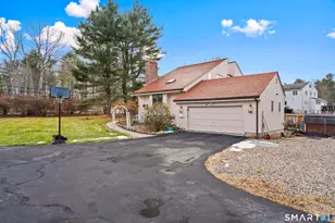 301 Bushy Hill Rd, Simsbury, CT 06070 - Photo 4