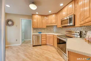 811 Village Rd, Southington, CT 06489 - Photo 2