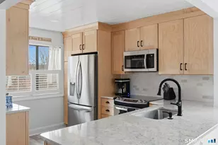 423 Heritage Vlg, Southbury, CT 06488 - Photo 8