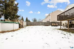 23 Yates St, West Haven, CT 06516 - Photo 22