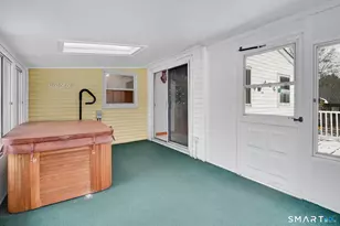 72 Concord Cir, Wethersfield, CT 06109 - Photo 24