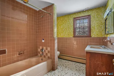 10 Pasture Lane, Simsbury, CT 06092 - Photo 18