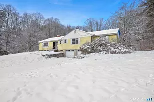 10 Pasture Ln, Simsbury, CT 06092 - Photo 2