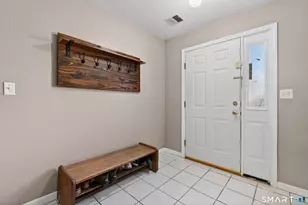 2390 State St, Hamden, CT 06517 - Photo 2