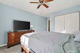 2390 State St, Hamden, CT 06517 - Photo 16